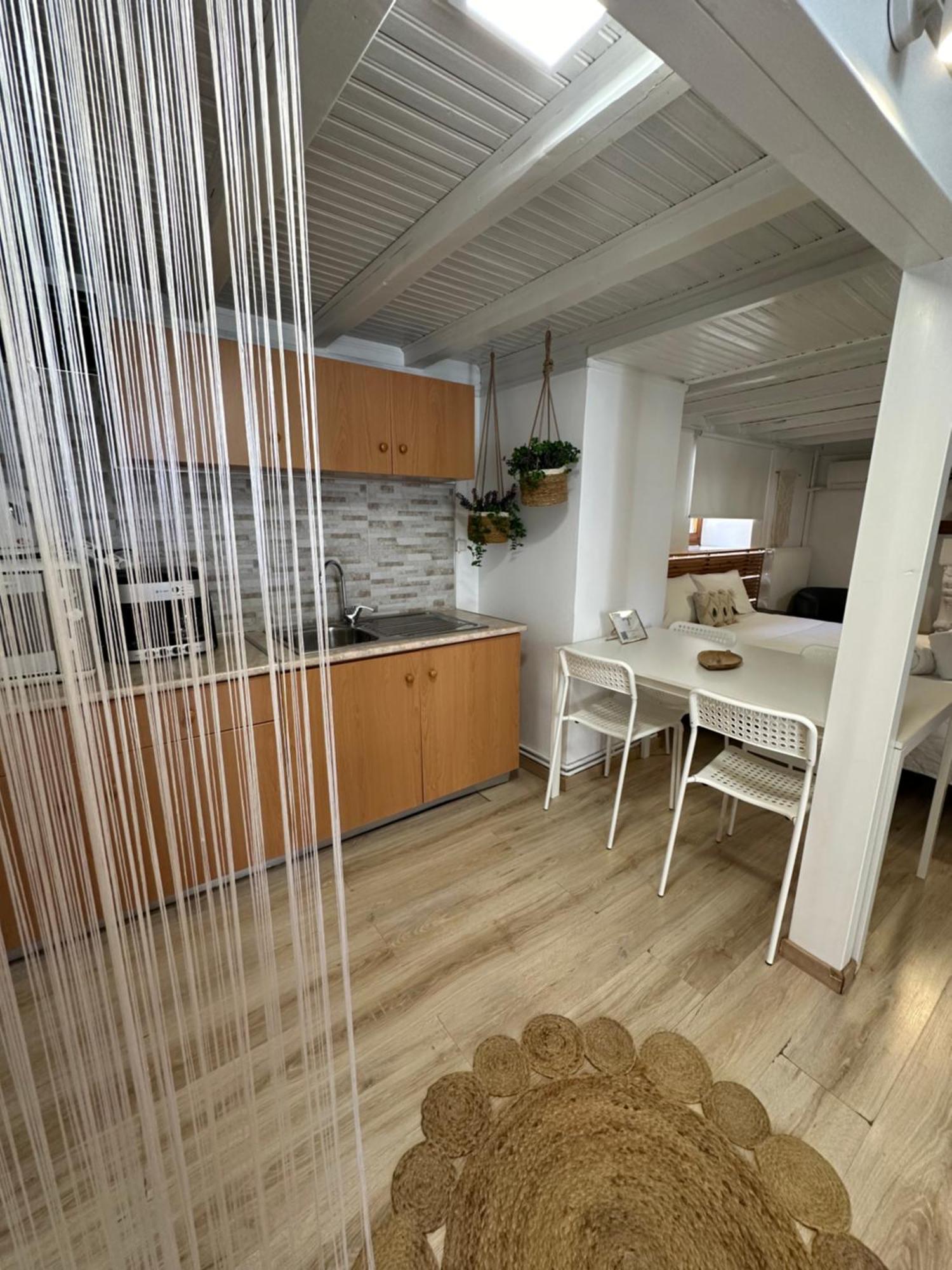 Aparthotel Iris Garden Retreat Corinth Zewnętrze zdjęcie