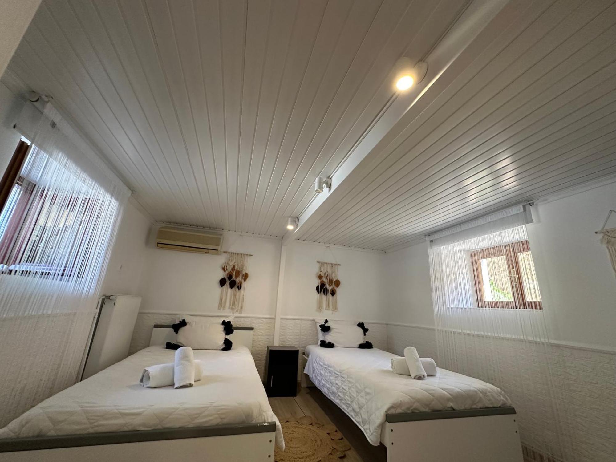 Aparthotel Iris Garden Retreat Corinth Zewnętrze zdjęcie